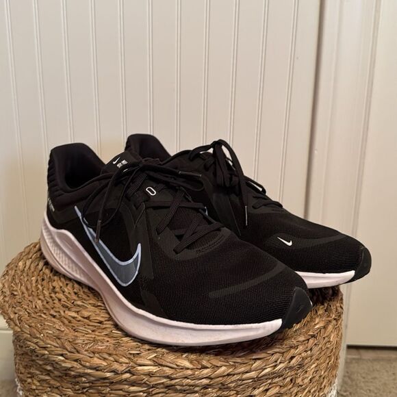 Nike Men's Quest 5 Road Running Shoe - 13 - Great Condition - Picture 2 of 8